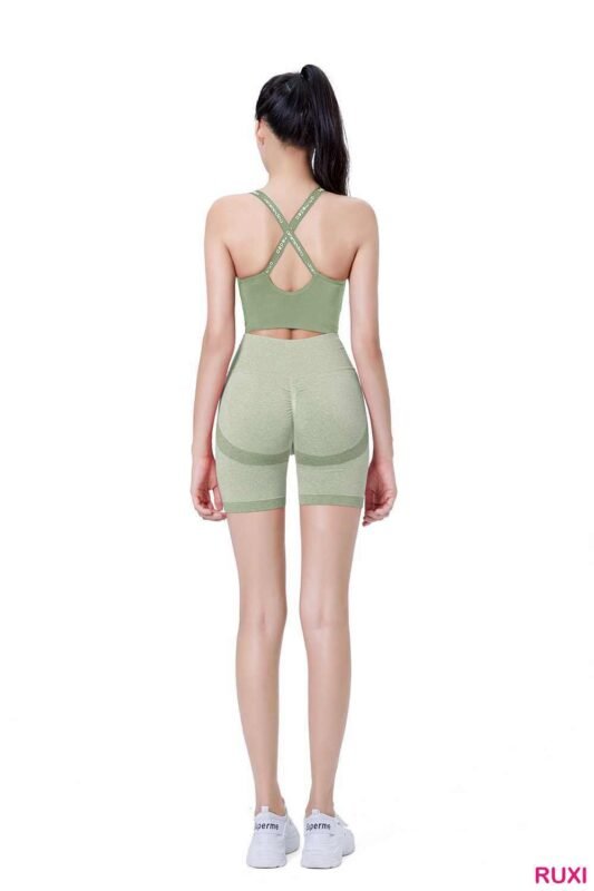 Cool Yoga Shirts-Trendy-Comfortable Activewear rb0718